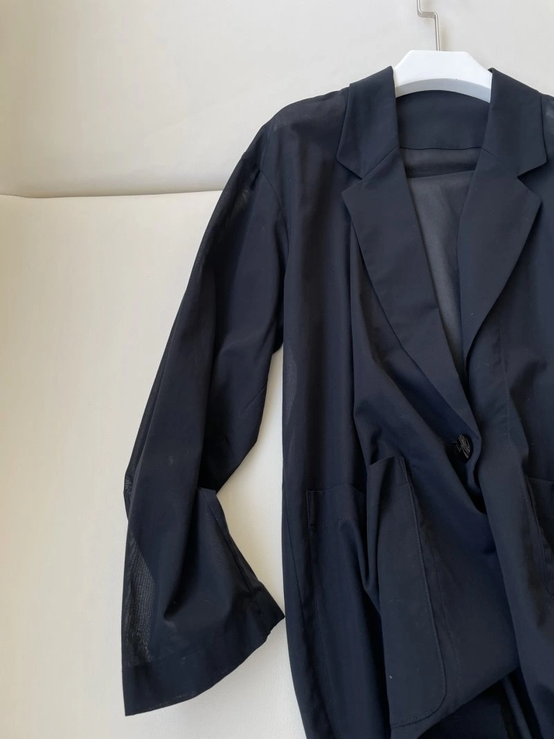 The Row Outwear WellDesigned 155889