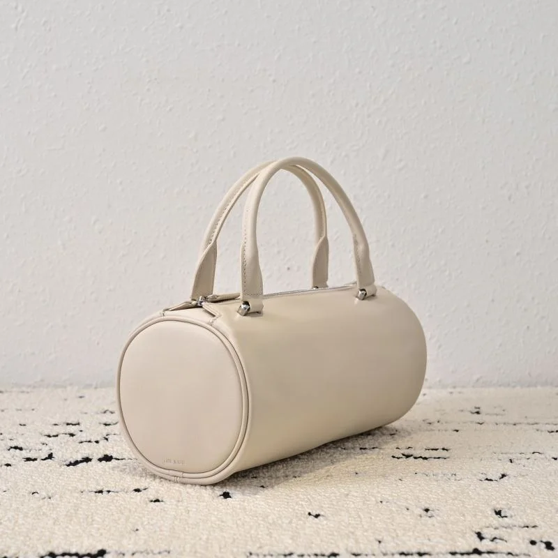 The Row Round Bags Chic 45568