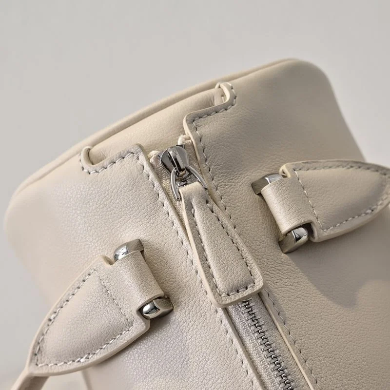 The Row Round Bags Chic 45568