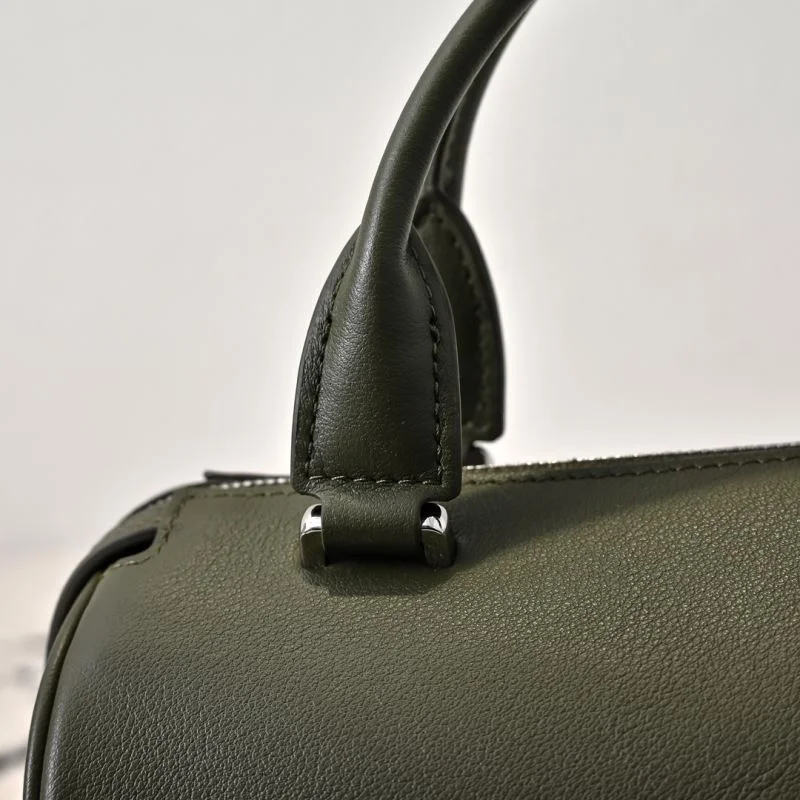Resilient The Row Round Bags 45566