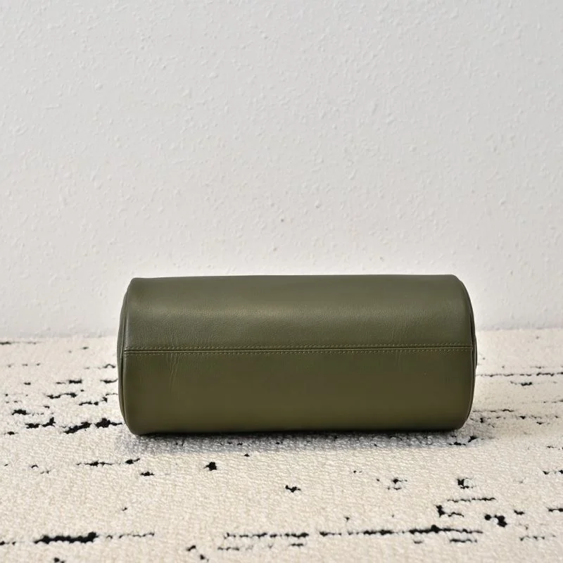 Resilient The Row Round Bags 45566