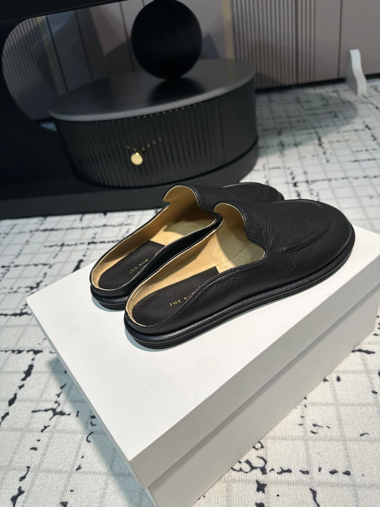The Row Sandals Chic 7236