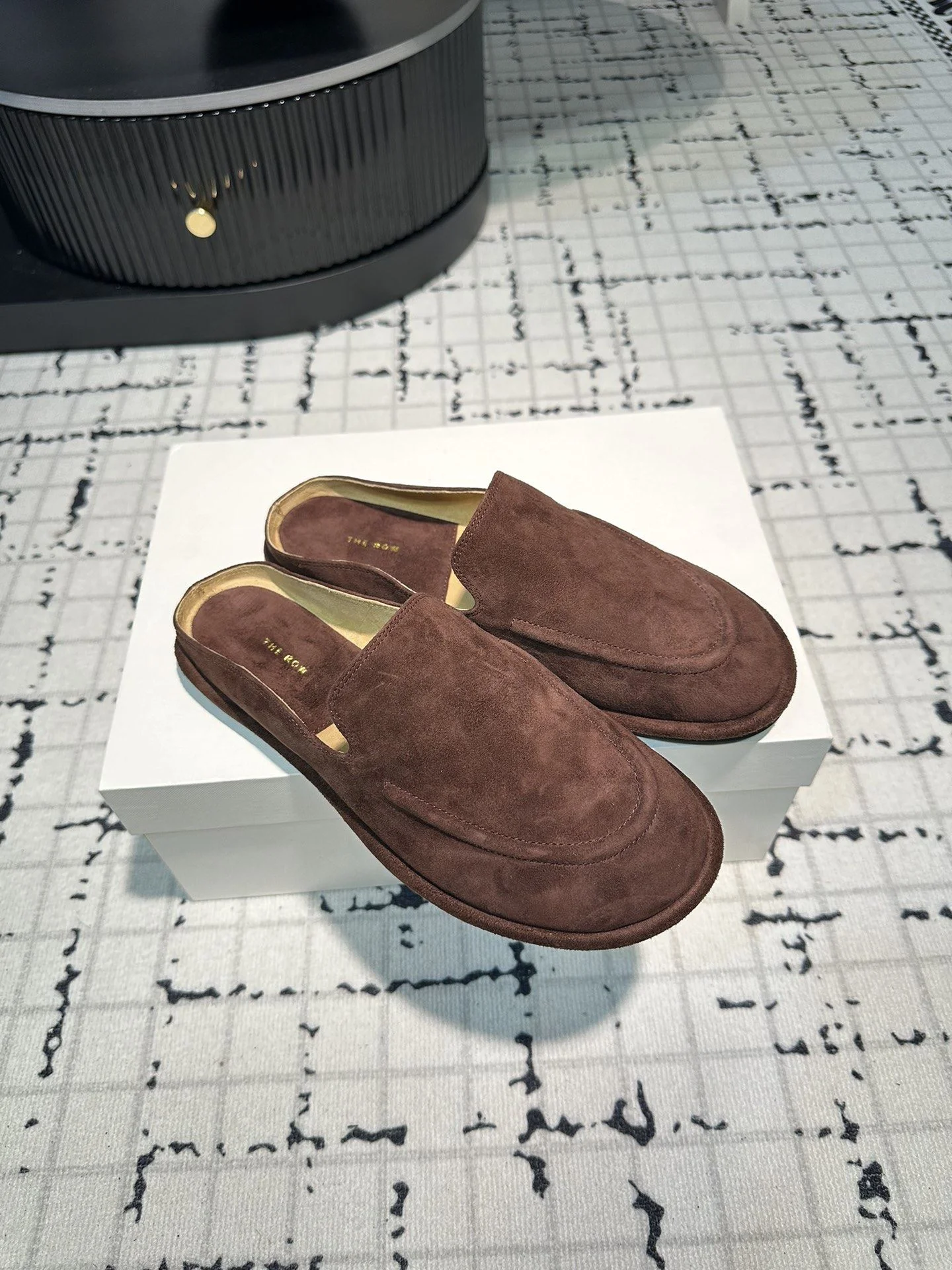 Elegant The Row Sandals 7221