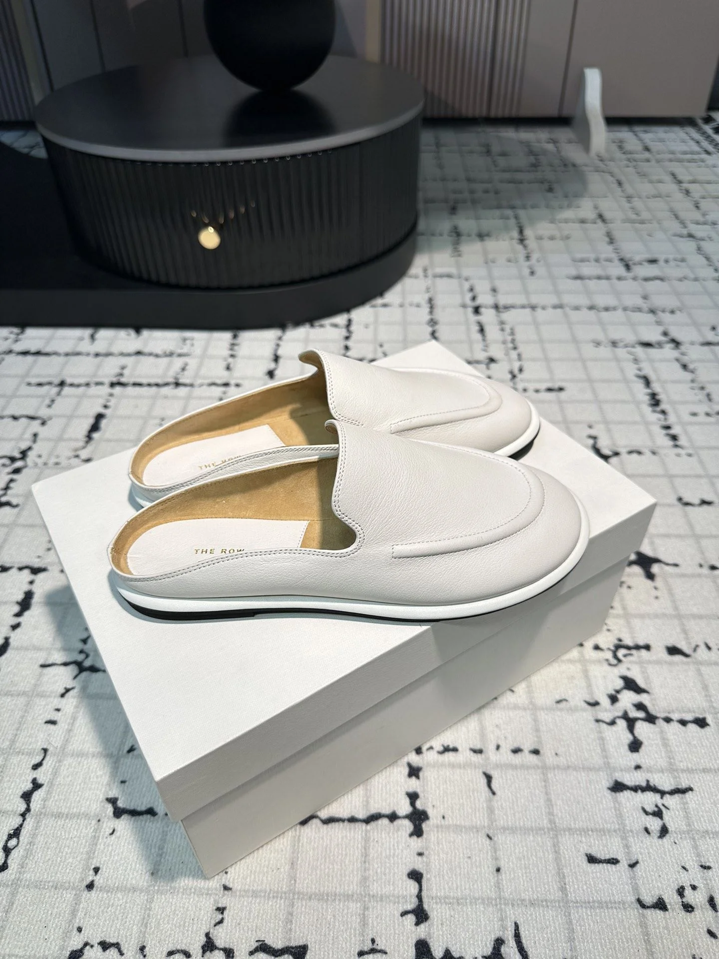 Effortless The Row Sandals 7218