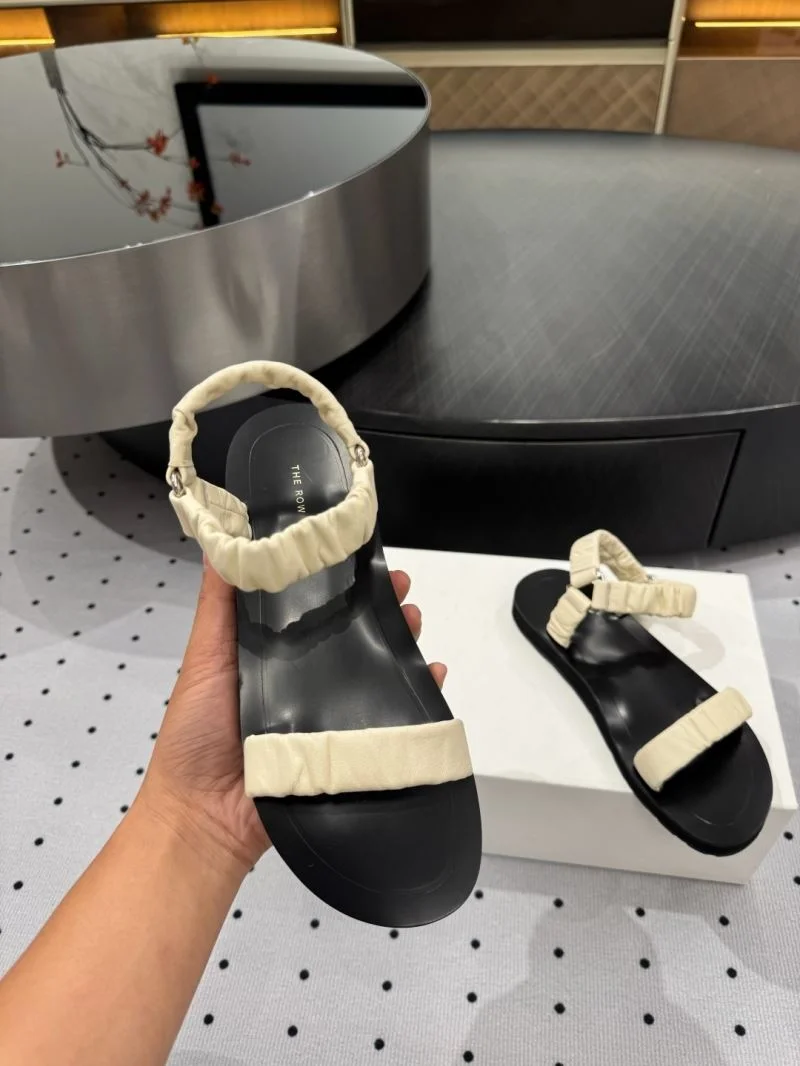 Chic The Row Sandals 11239