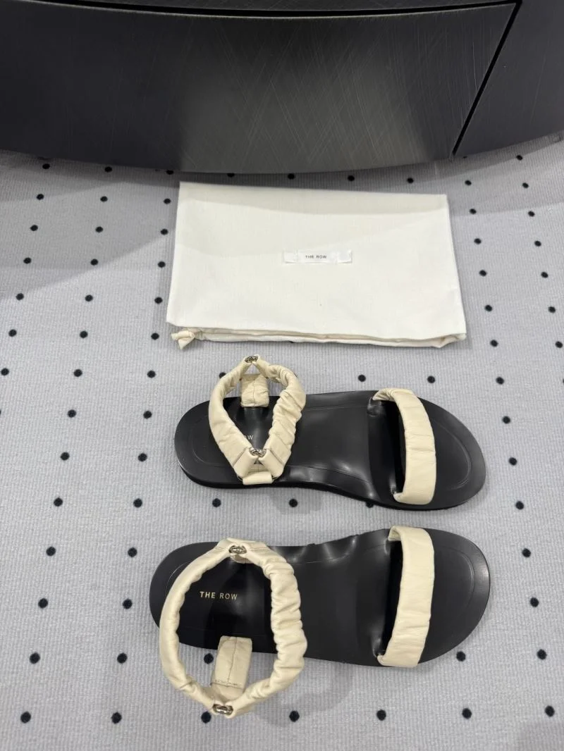Chic The Row Sandals 11239