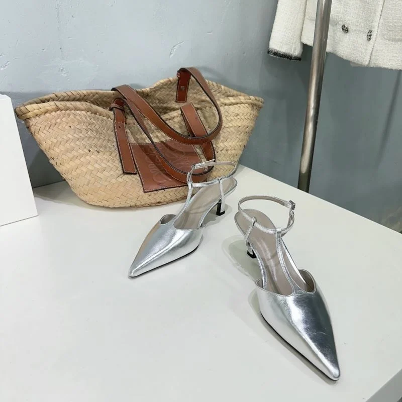 The Row Sandals Cozy 11229