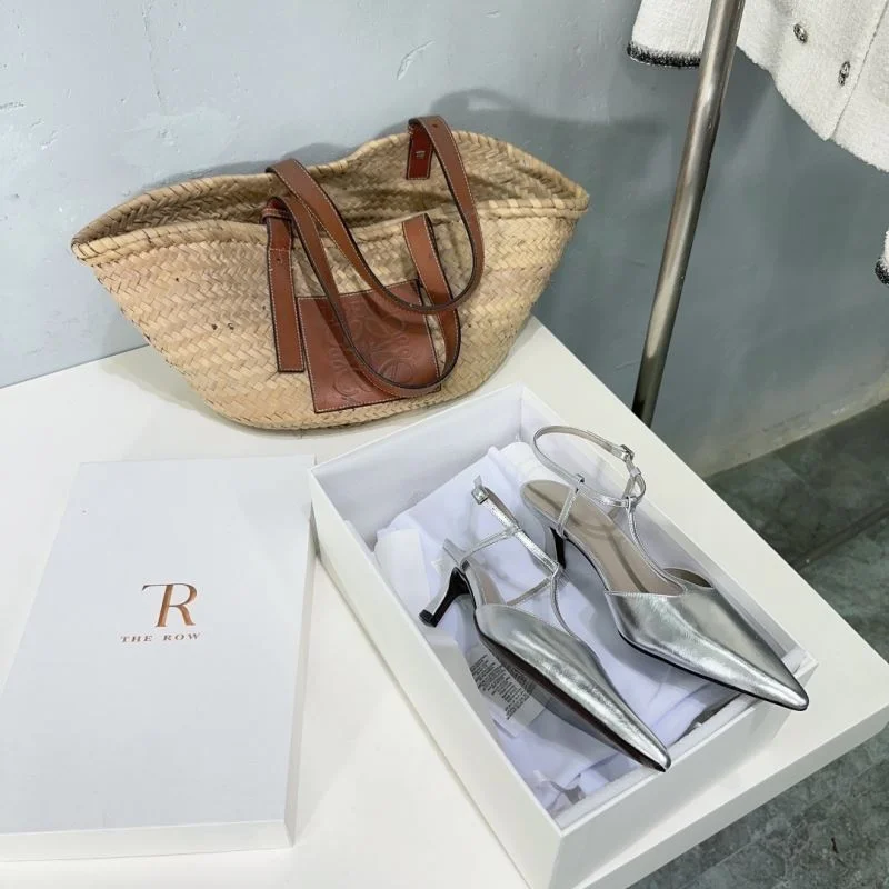 The Row Sandals Cozy 11229