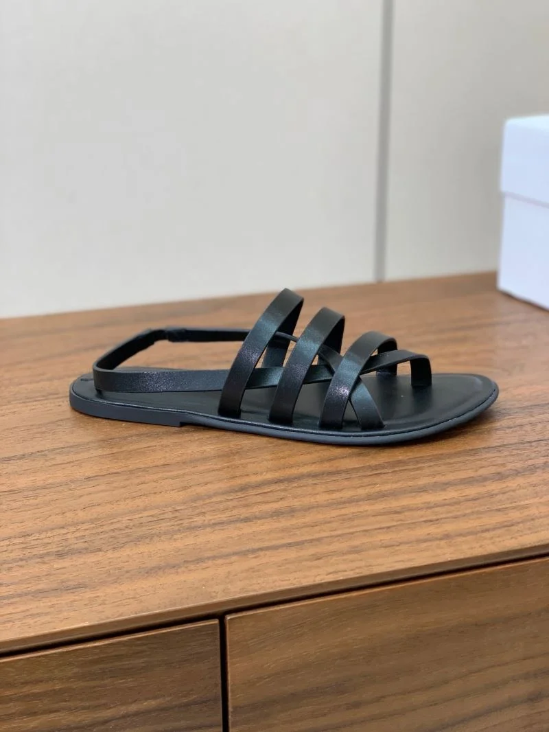 The Row Sandals Snug 11201