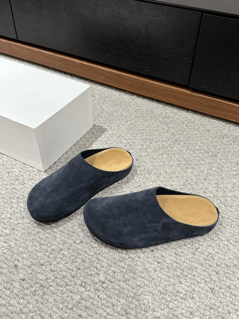 The Row Sandals UrbanStyle 11180