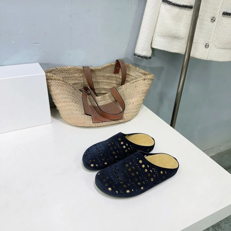 Compact The Row Sandals 8894