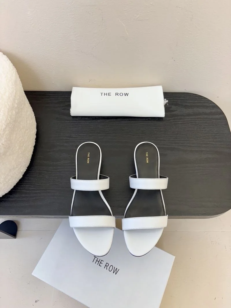 TimelessDesign The Row Sandals 8911