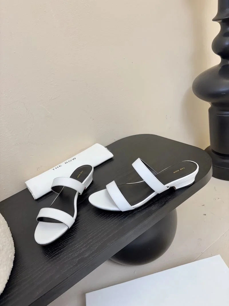 TimelessDesign The Row Sandals 8911