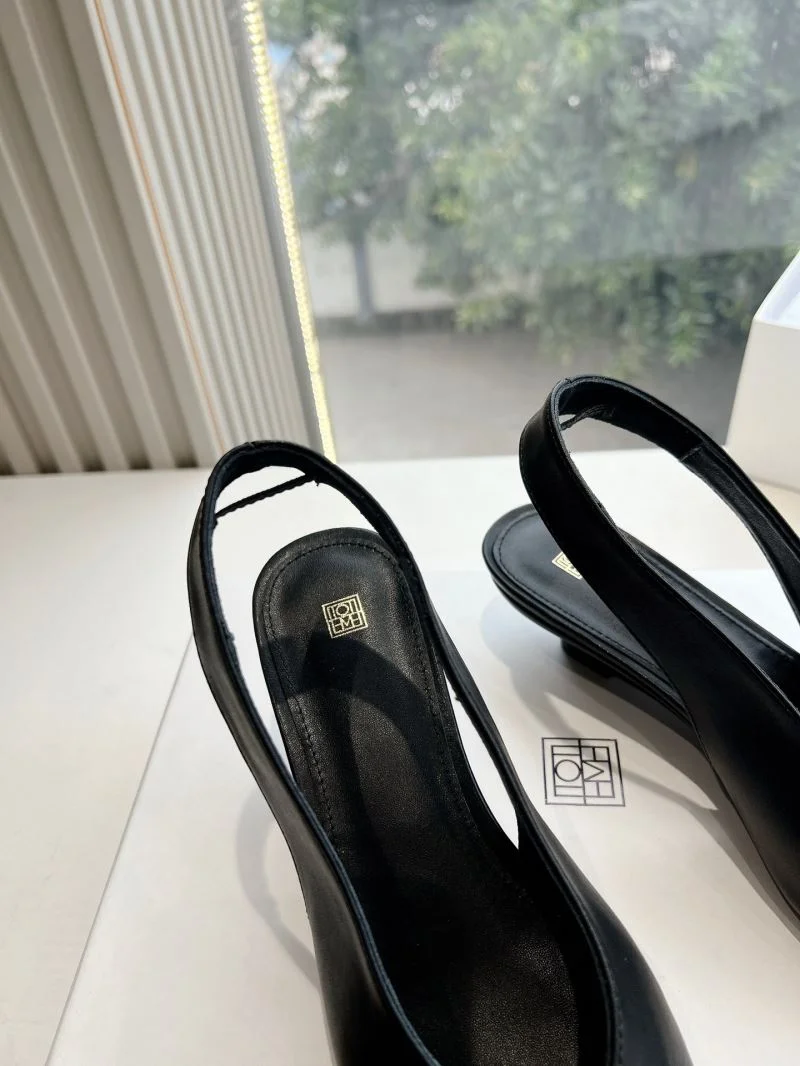 The Row Sandals Attractive 8890