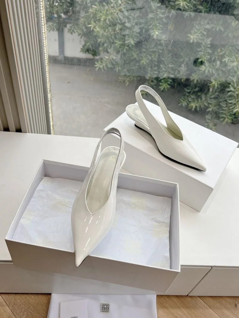 Trendy The Row Sandals 8885