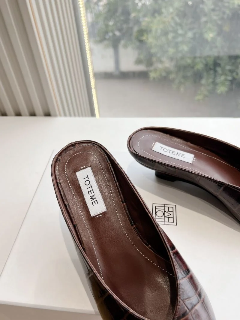 MultiPurpose The Row Sandals 8935