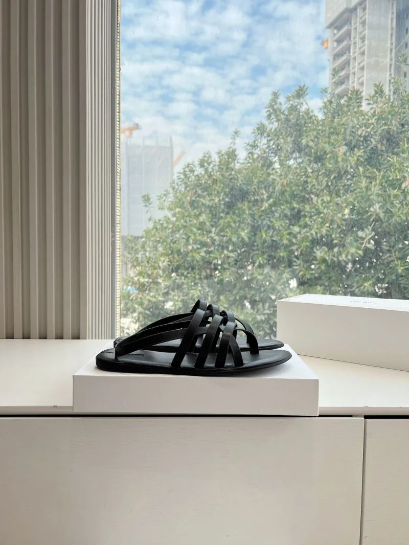 The Row Sandals Resilient 8886
