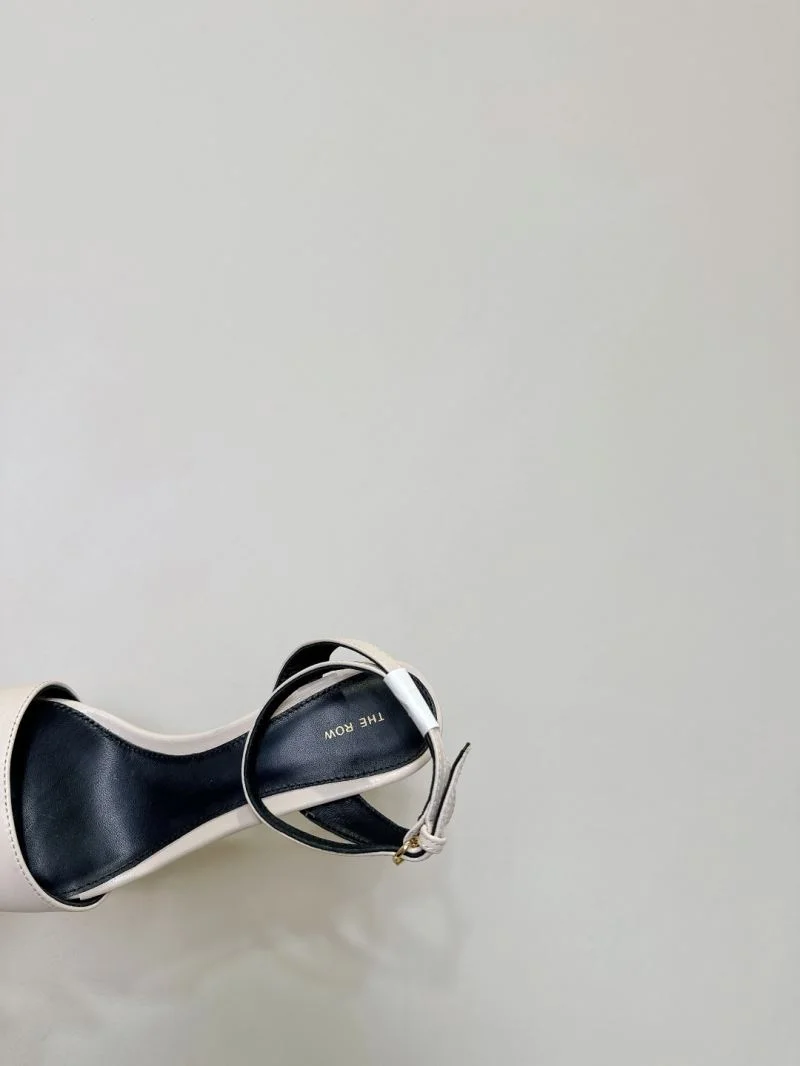 The Row Sandals Sleek 8863