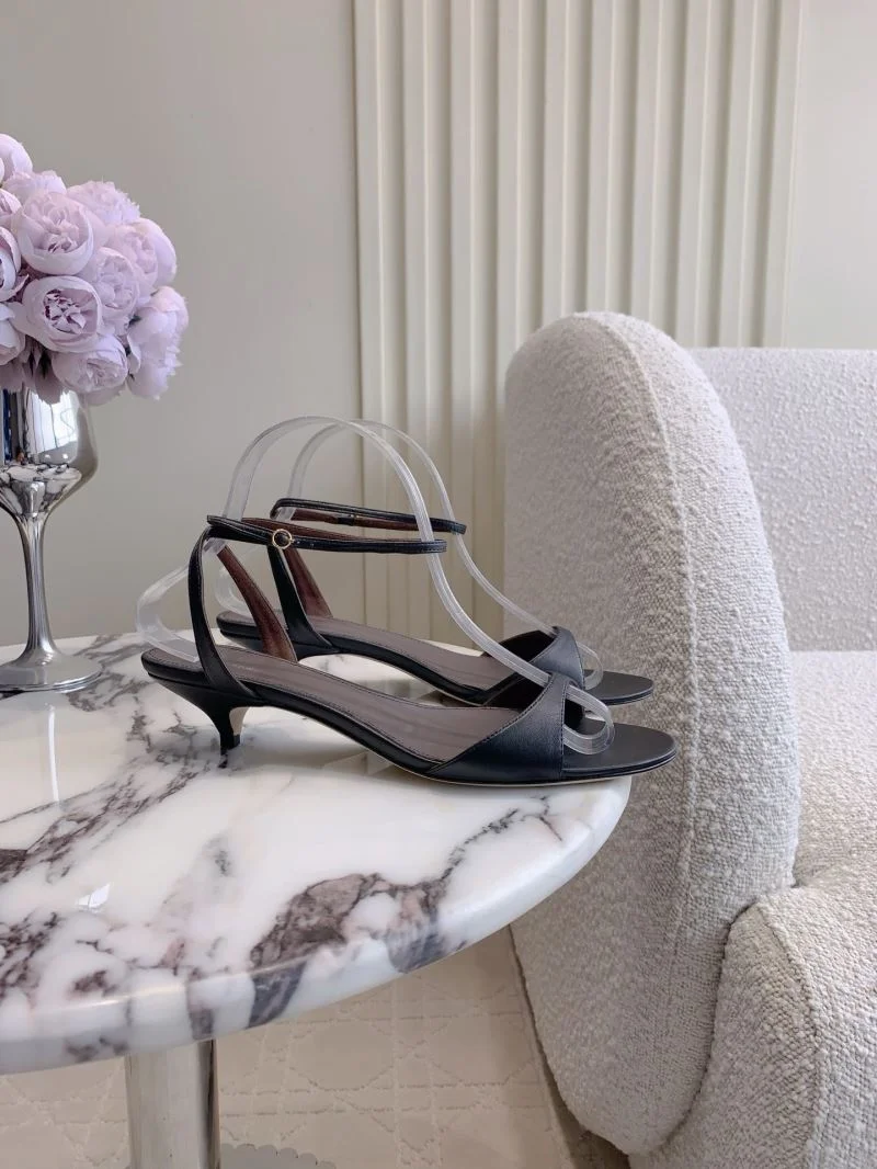 StreetReady The Row Sandals 8853