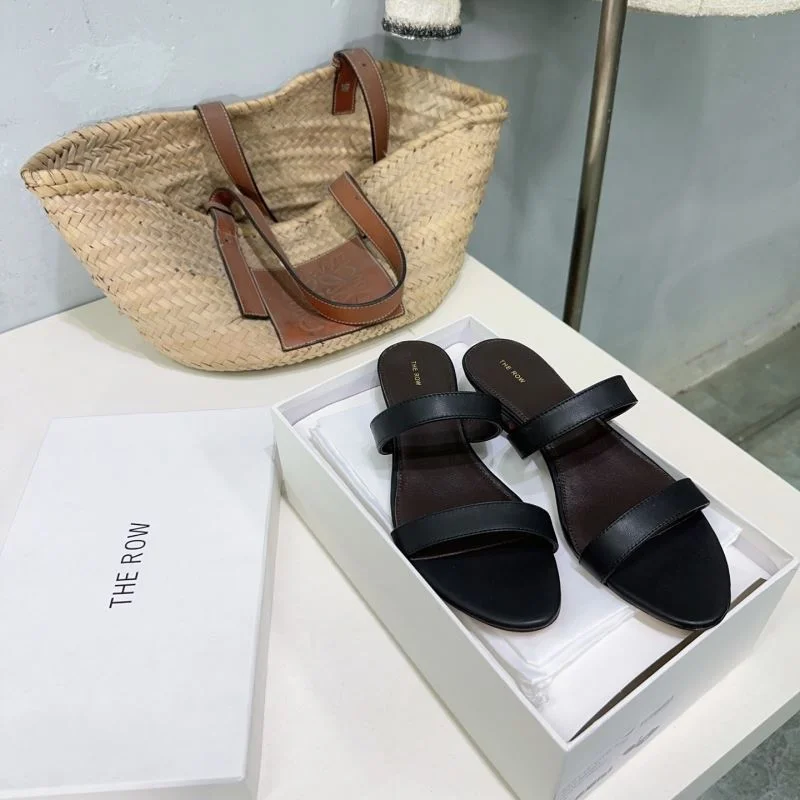 GoAnywhere The Row Sandals 8895