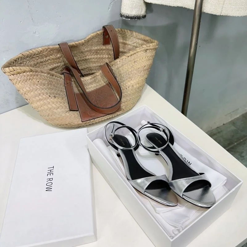 The Row Sandals Bold 8860
