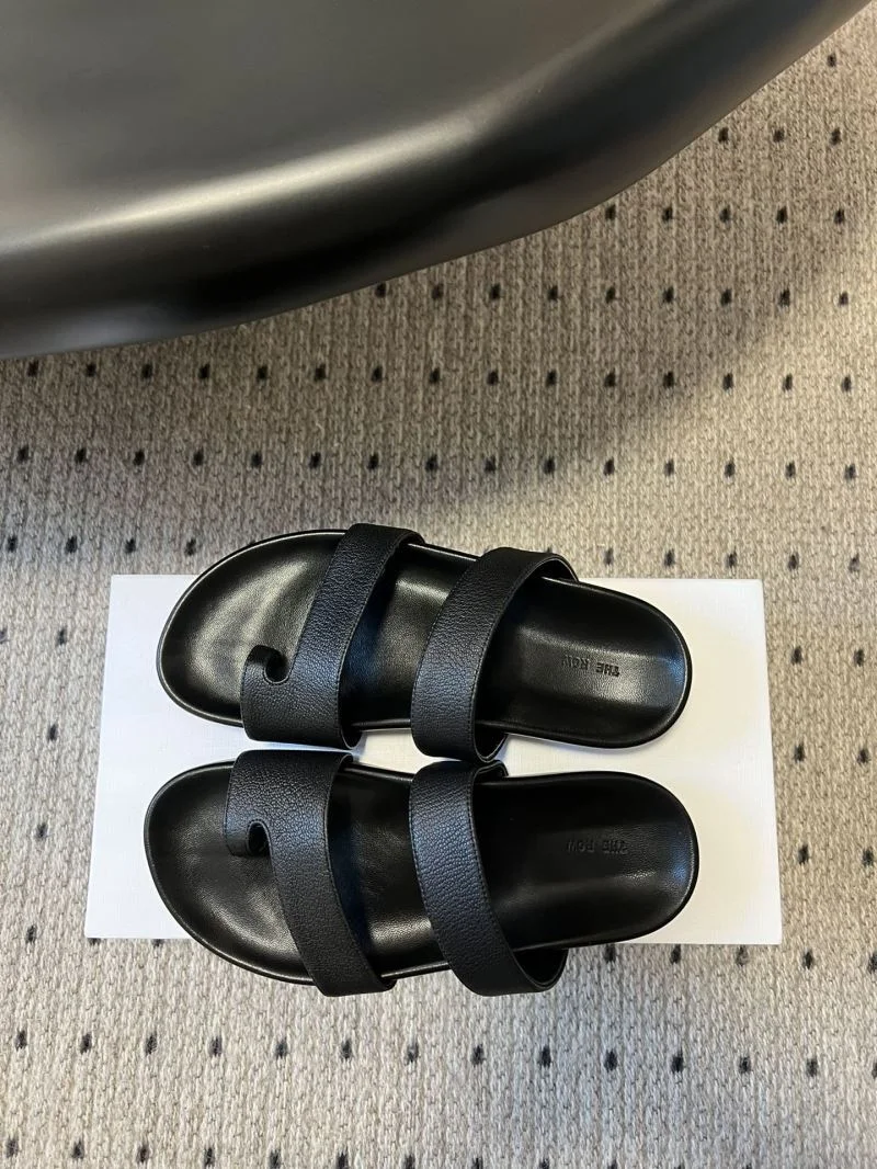 The Row Sandals Snug 5789
