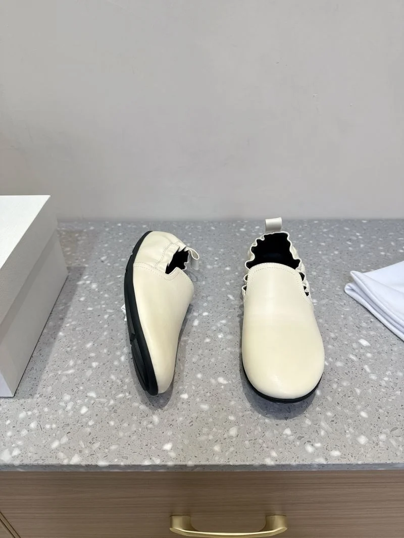 The Row Shoes Classic 7251