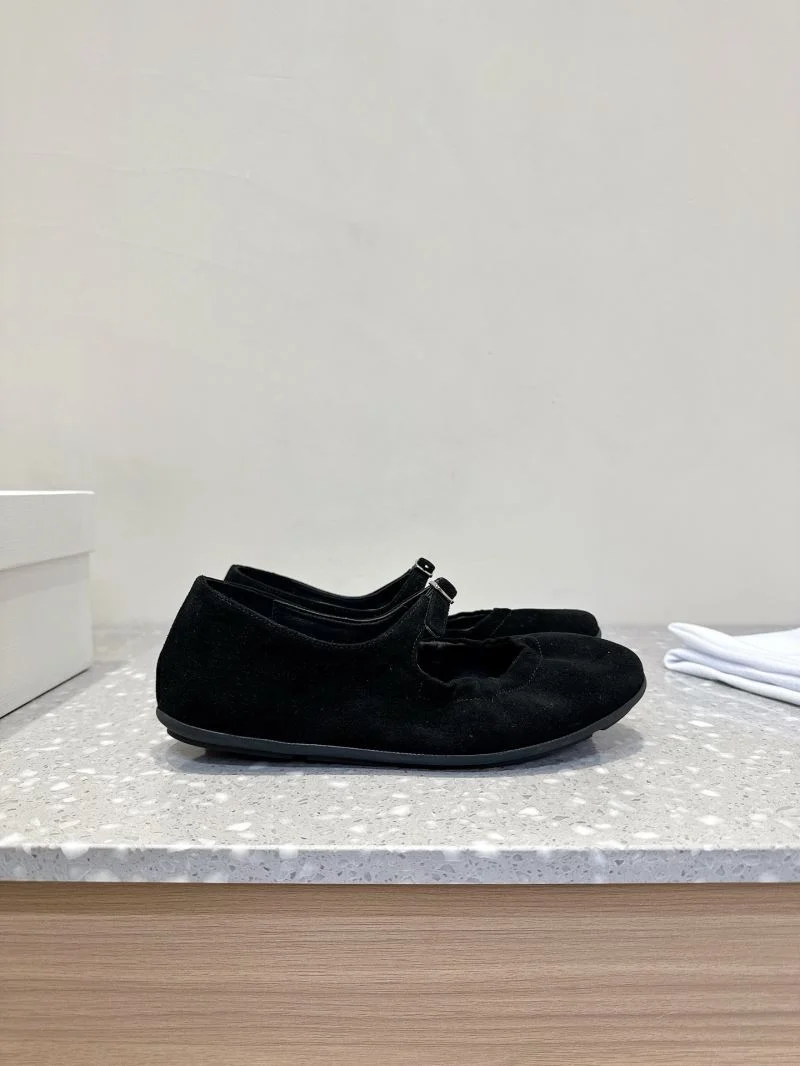 WeatherProof The Row Shoes 7224