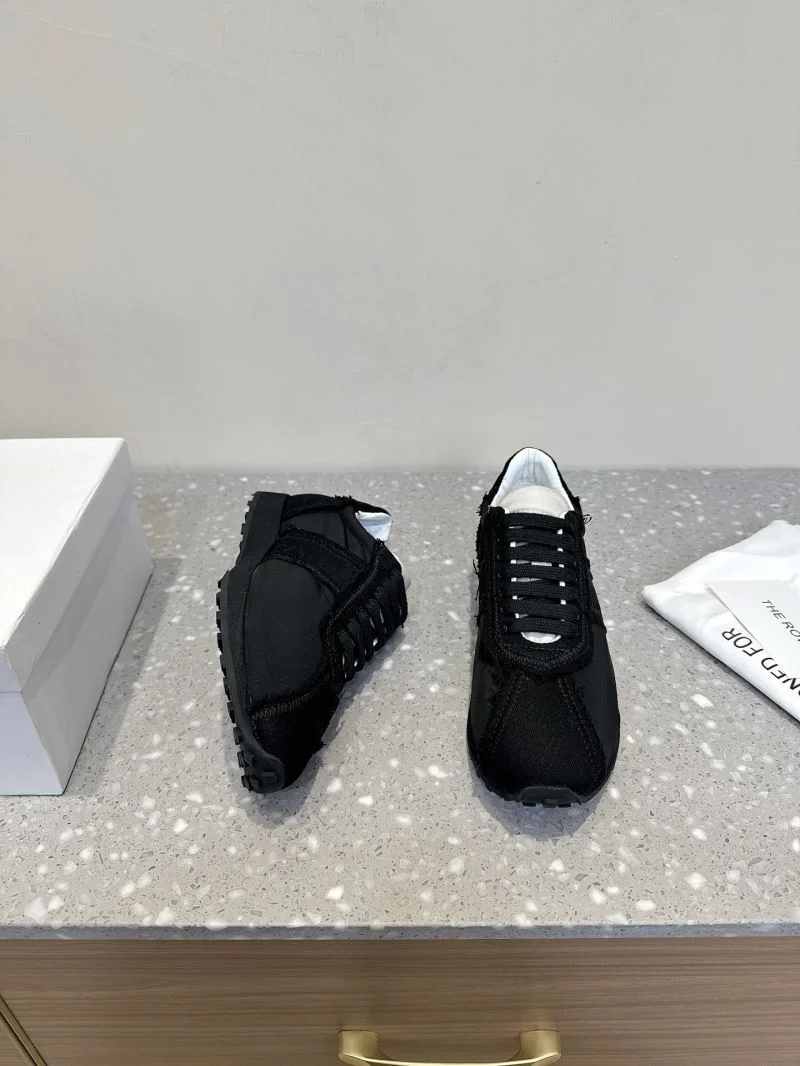 Sporty The Row Shoes 7202