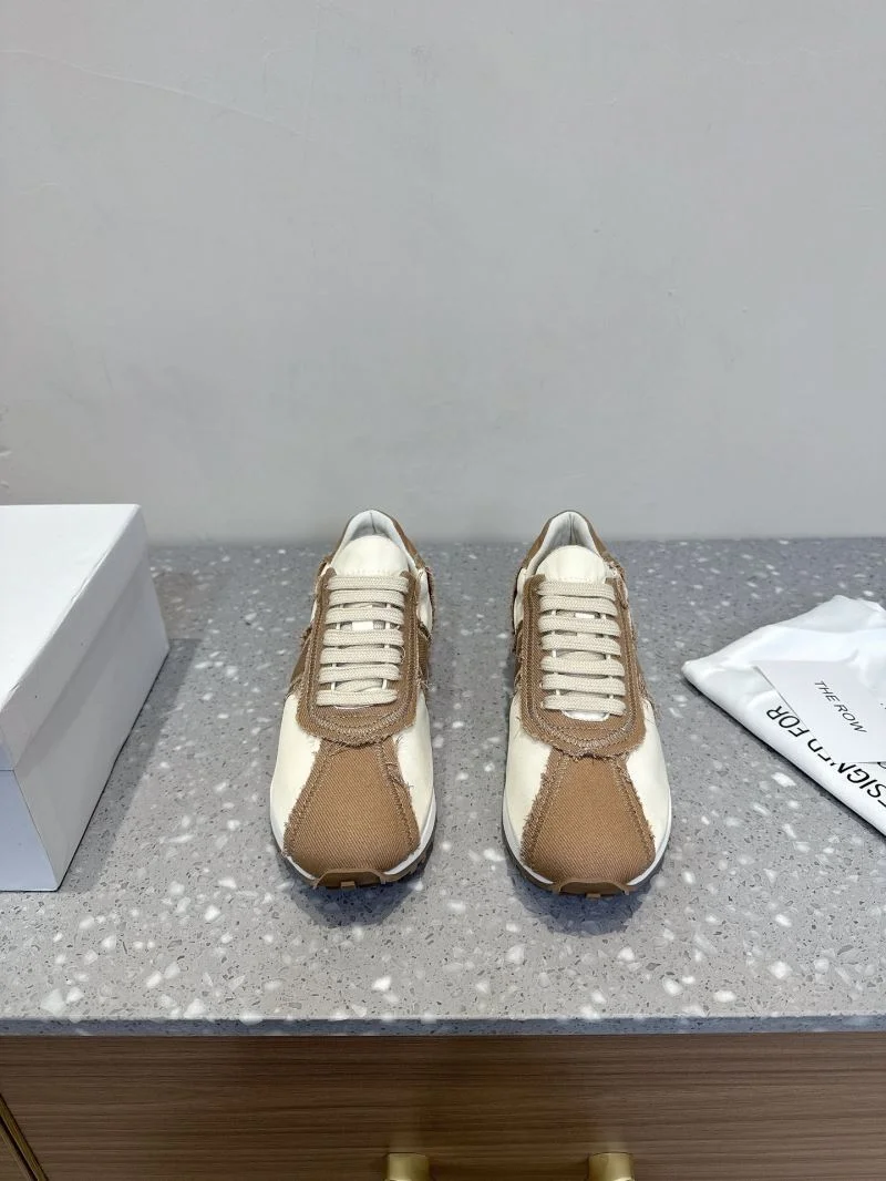 The Row Shoes FastDry 7210