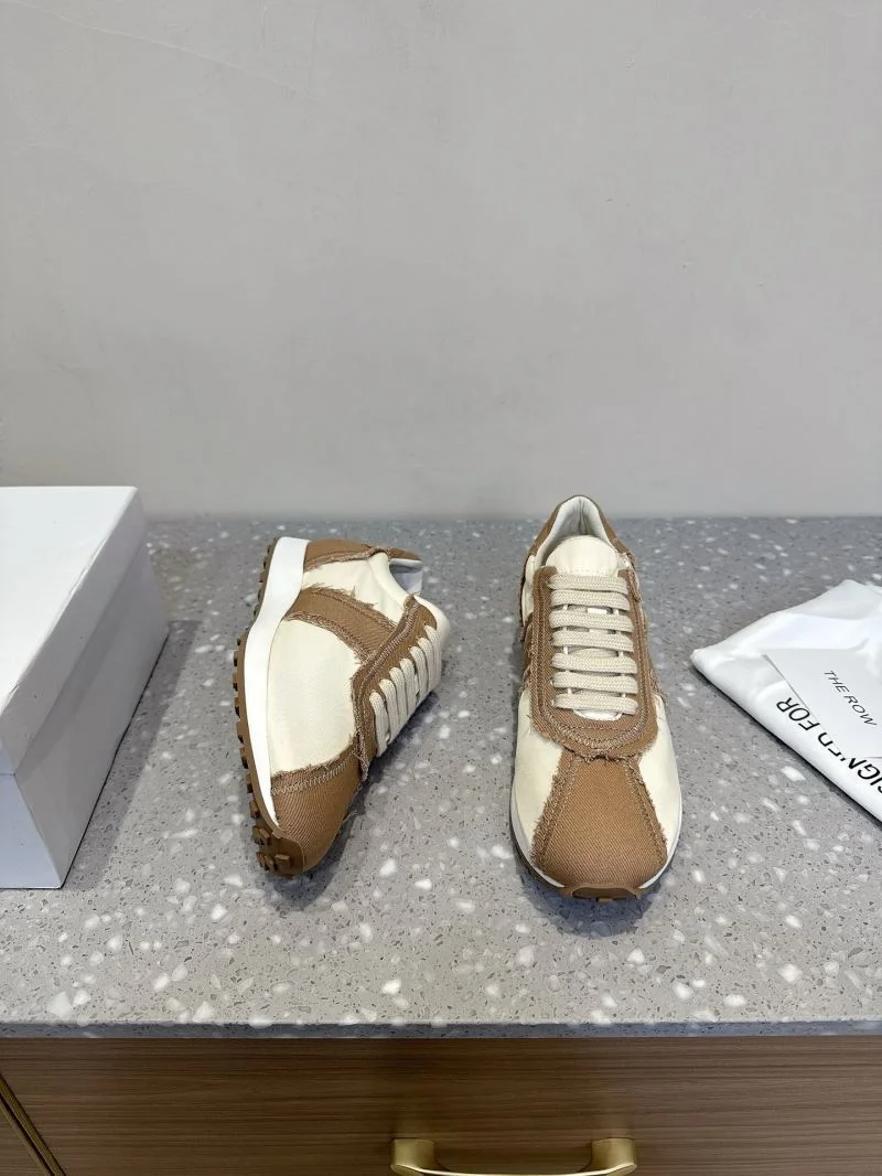 The Row Shoes FastDry 7210