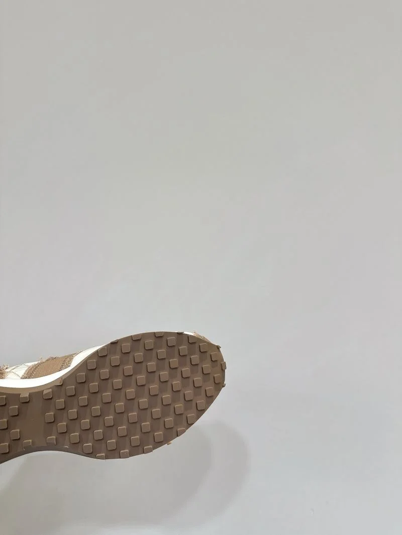 The Row Shoes FastDry 7210