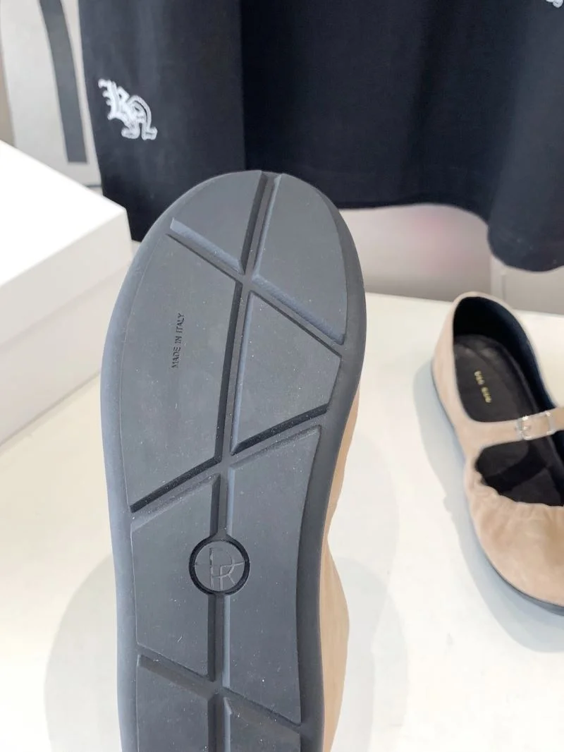 The Row Shoes Youthful 7257