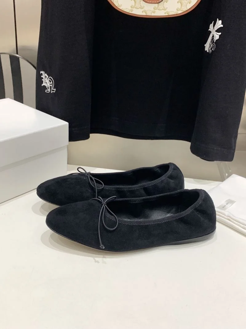 The Row Shoes ModernLook 7207
