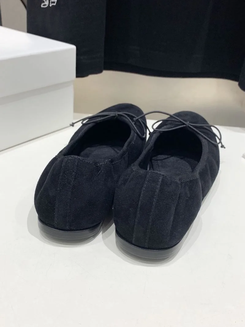 The Row Shoes ModernLook 7207