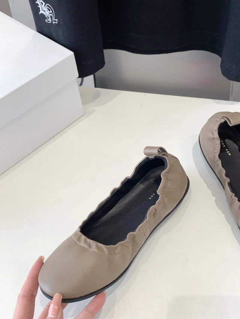 MoistureWicking The Row Shoes 7177
