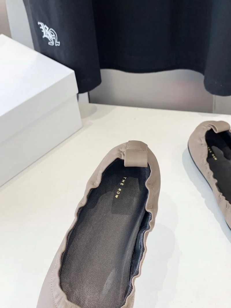 MoistureWicking The Row Shoes 7177