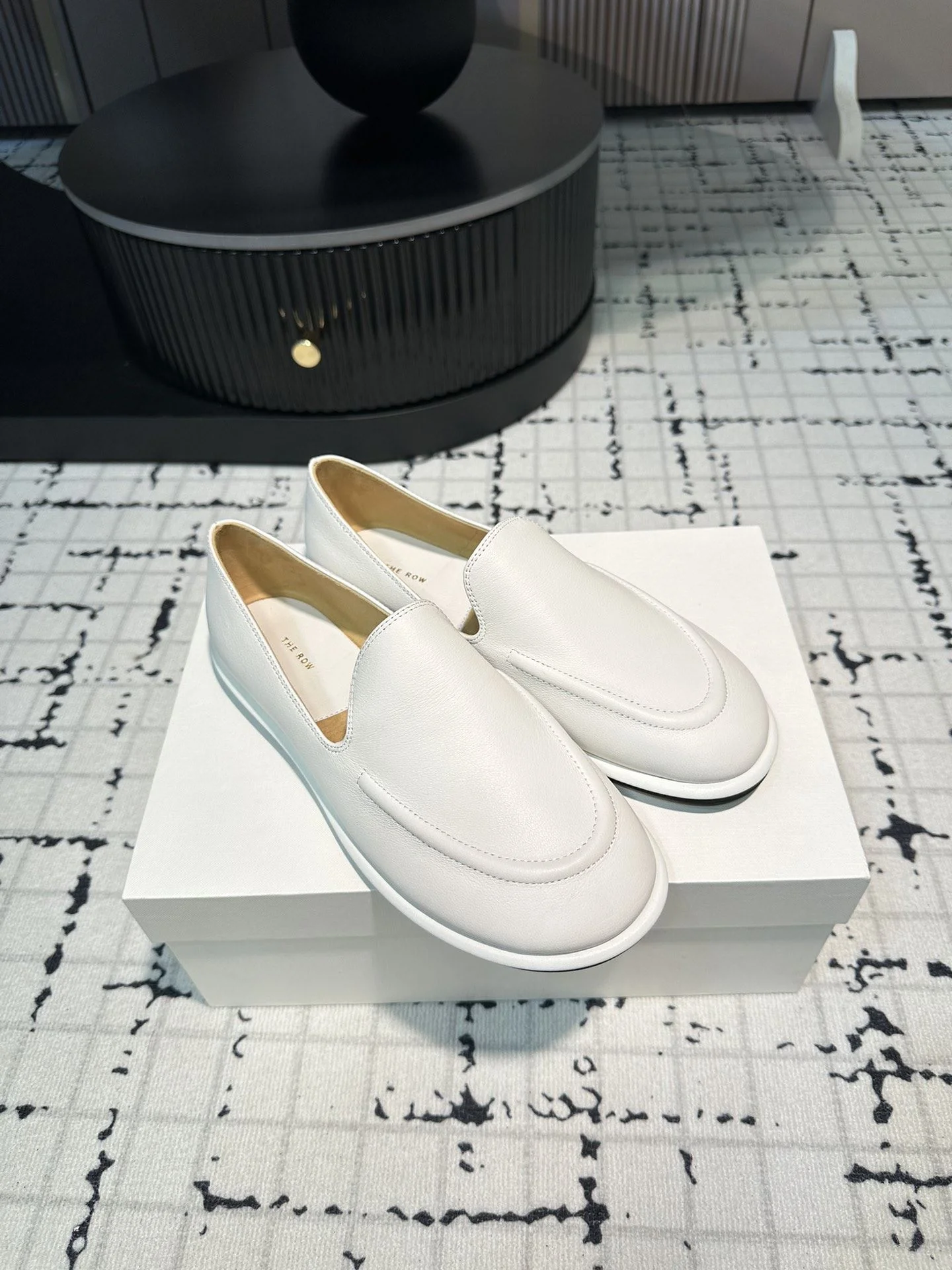 ModernLook The Row Shoes 7201