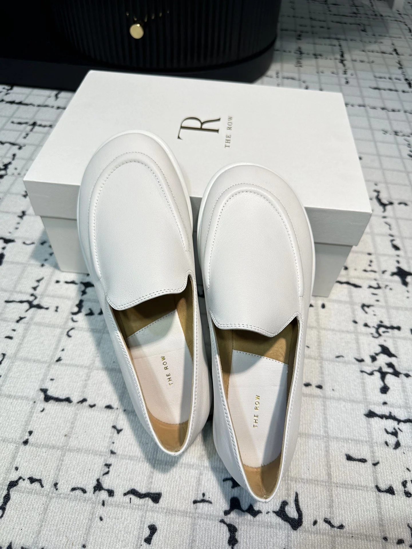 ModernLook The Row Shoes 7201