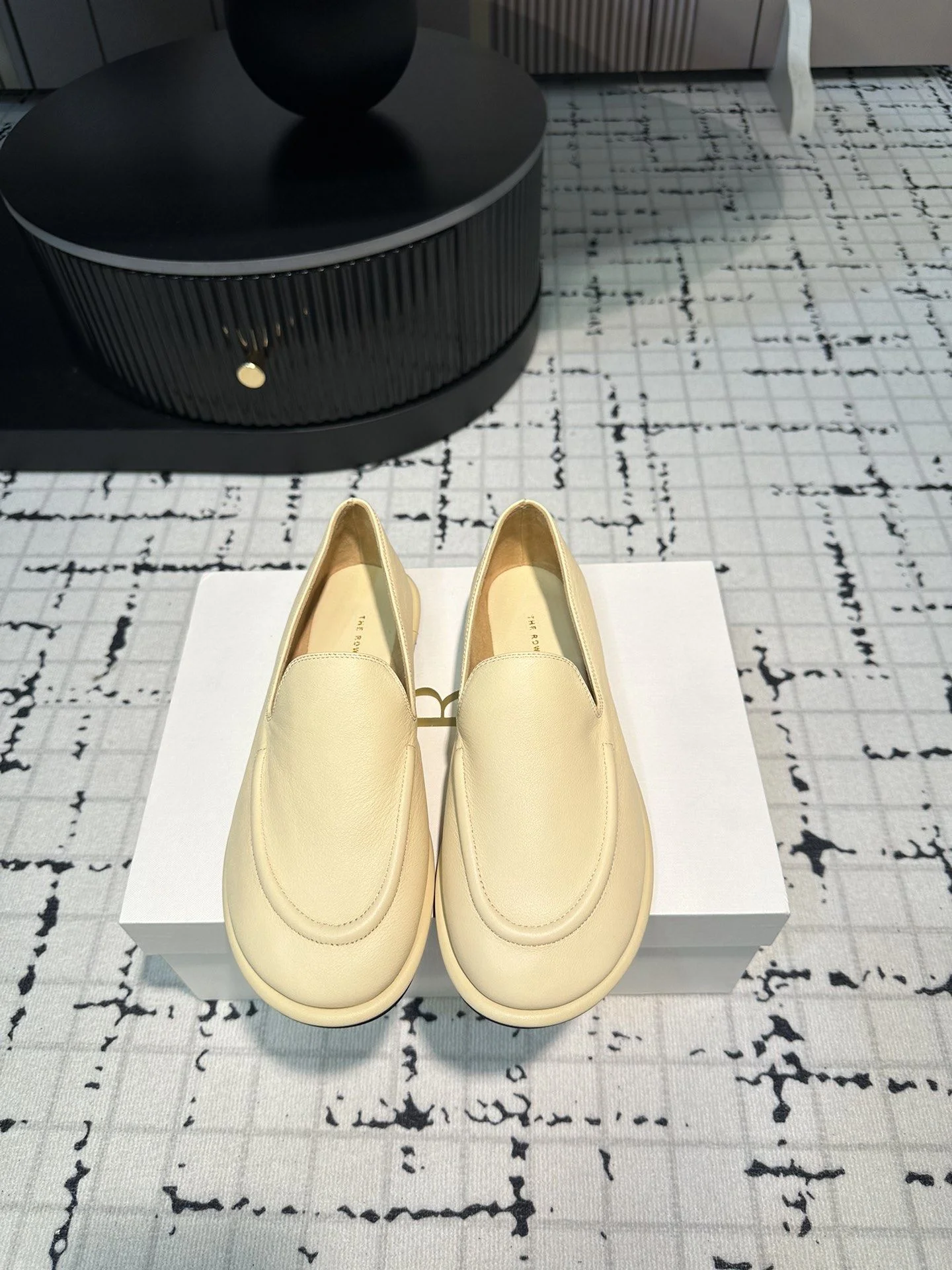 The Row Shoes EyeCatching 7197
