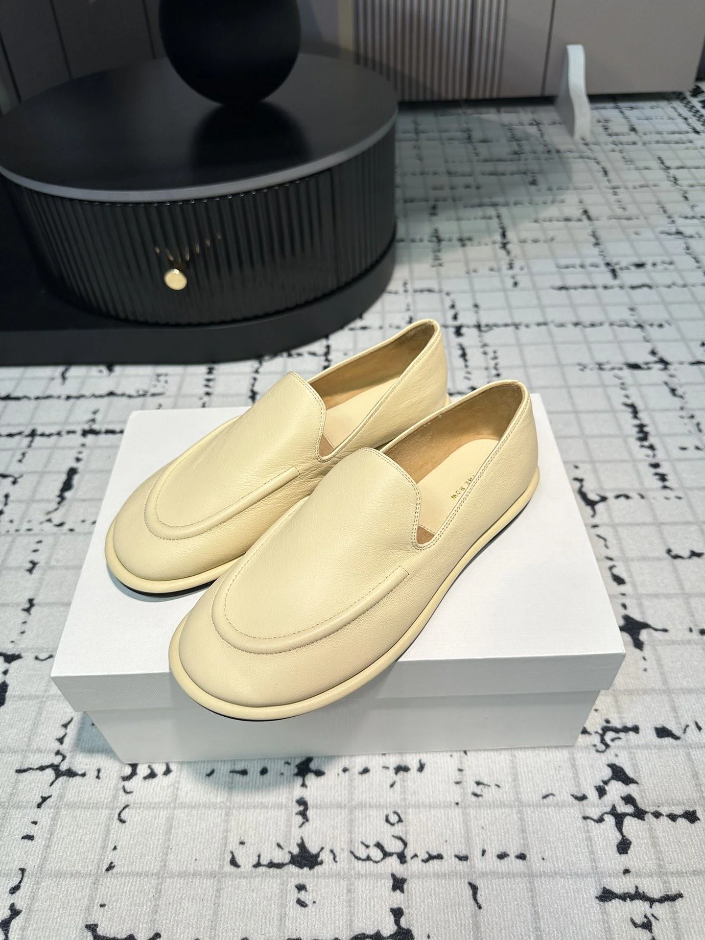 The Row Shoes EyeCatching 7197