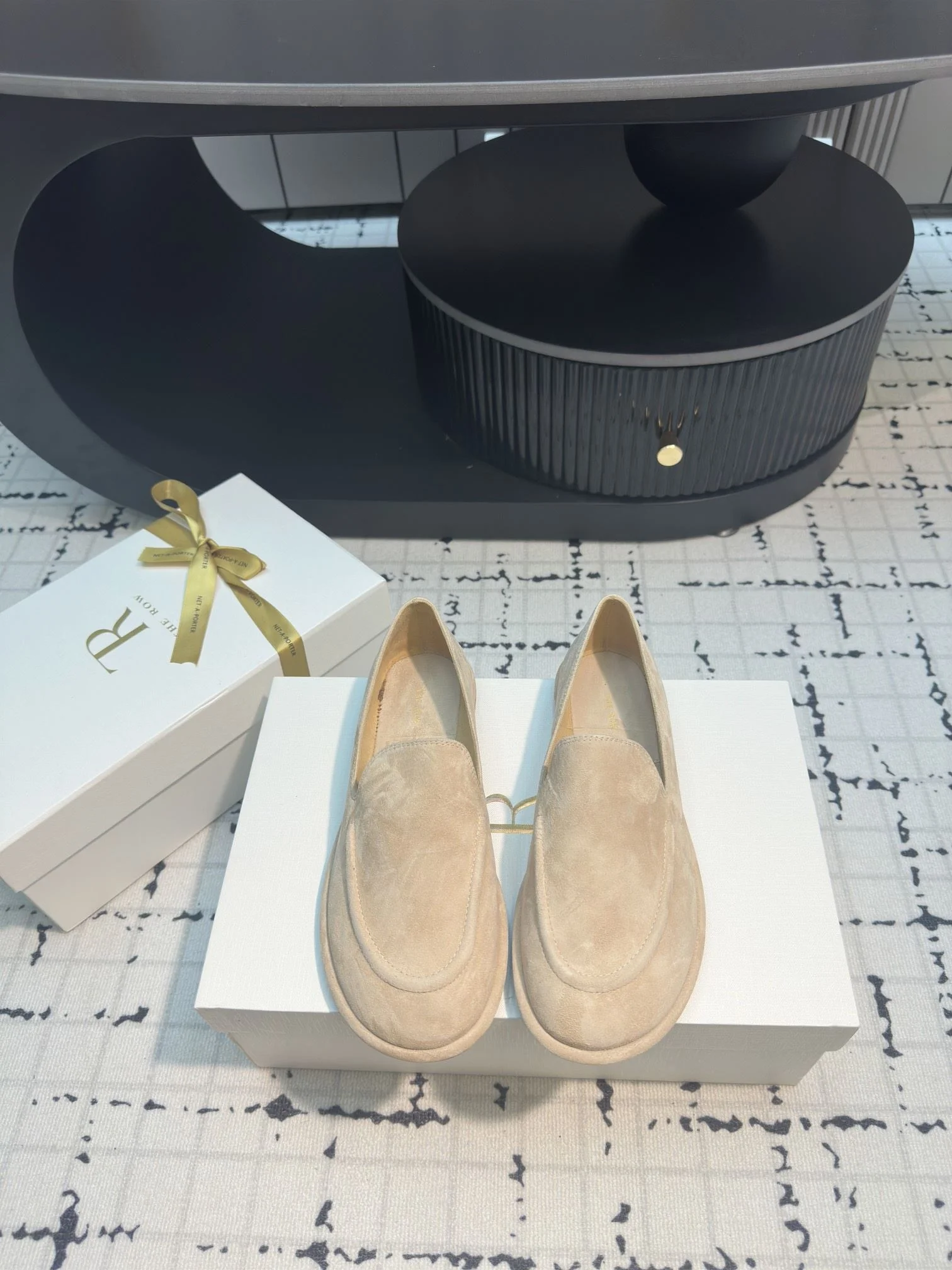 Trendsetting The Row Shoes 7176