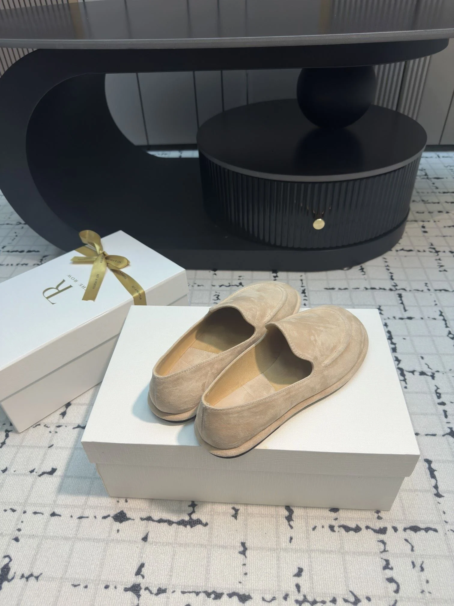 Trendsetting The Row Shoes 7176