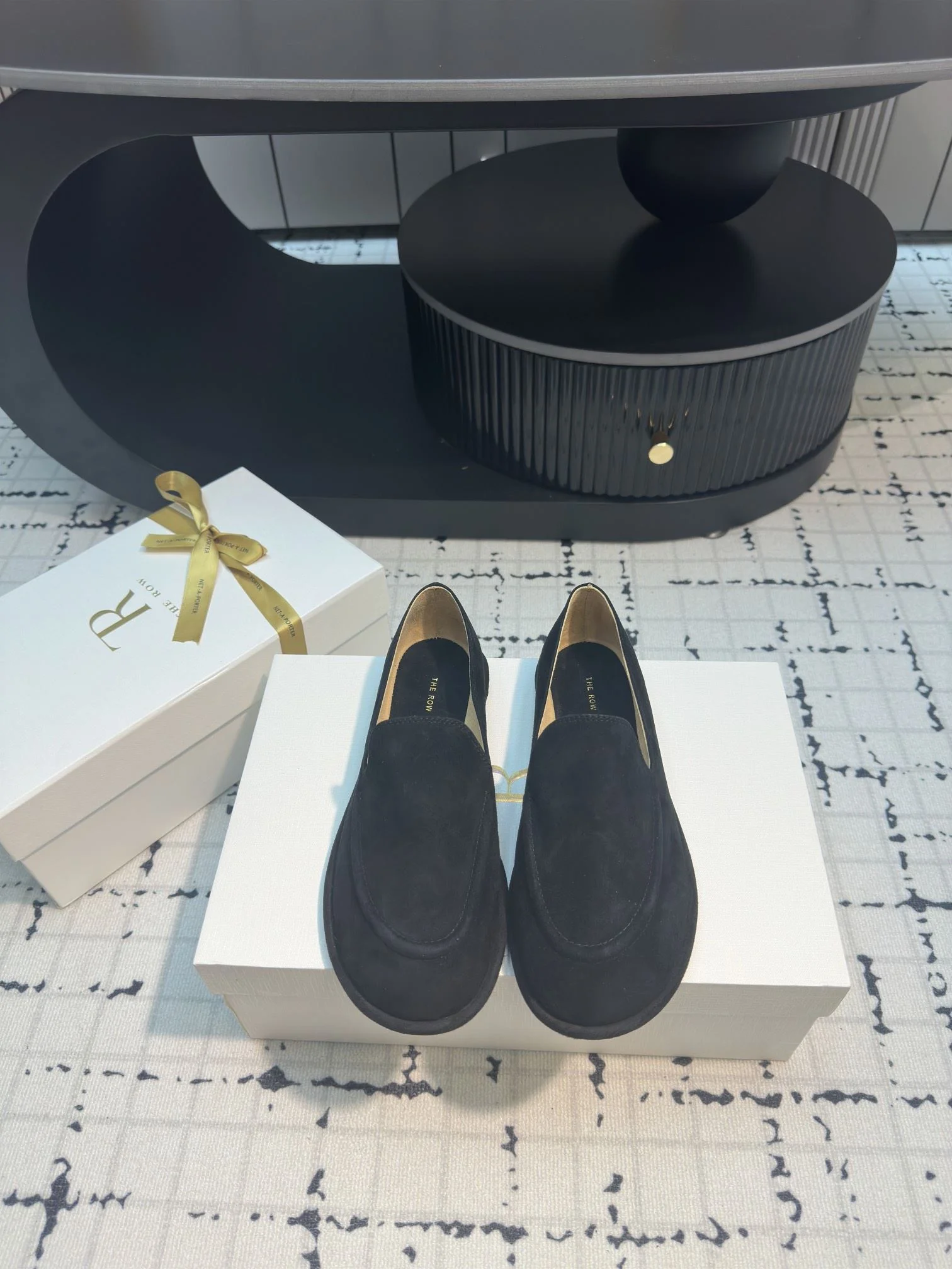 EasyCare The Row Shoes 7260