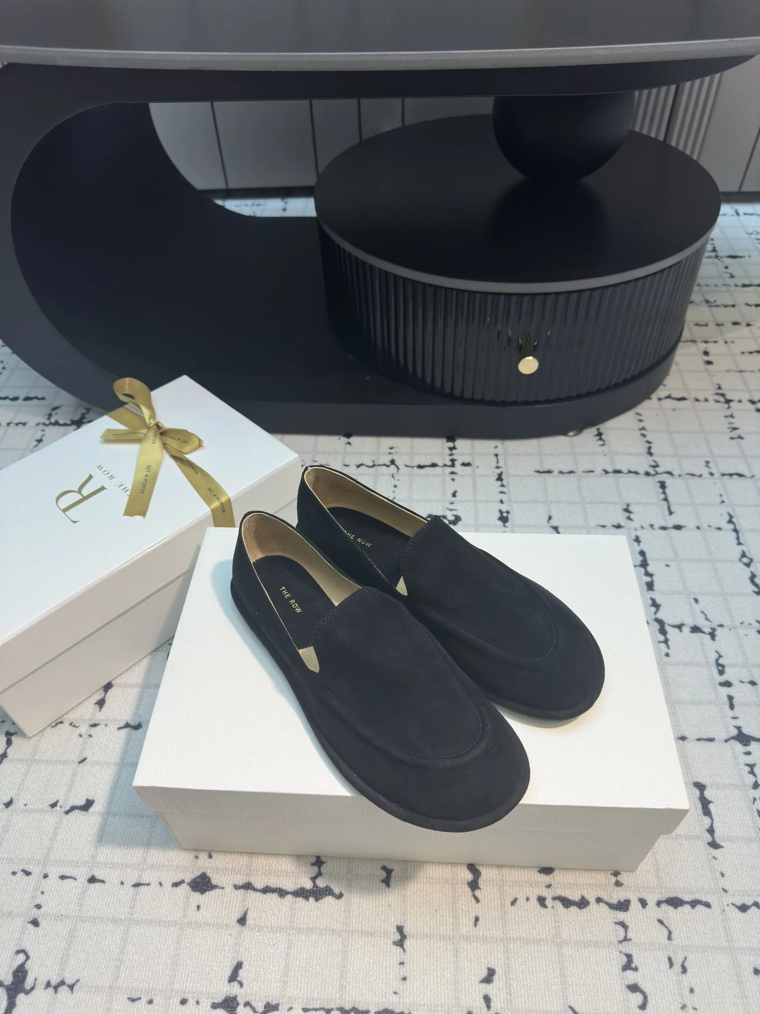 EasyCare The Row Shoes 7260