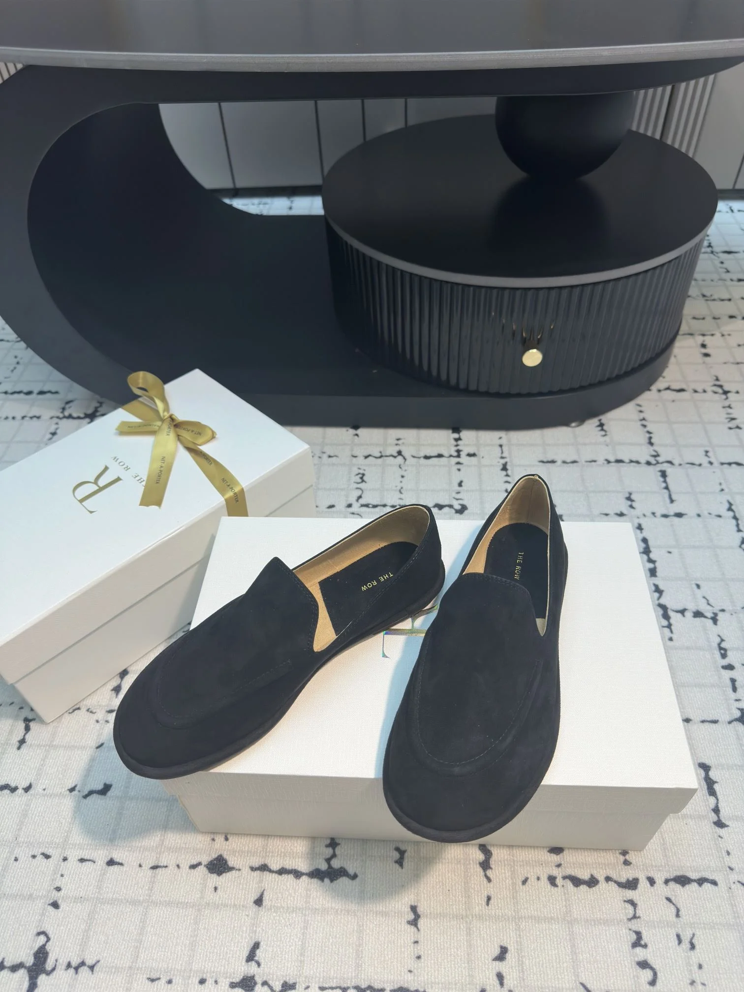 EasyCare The Row Shoes 7260