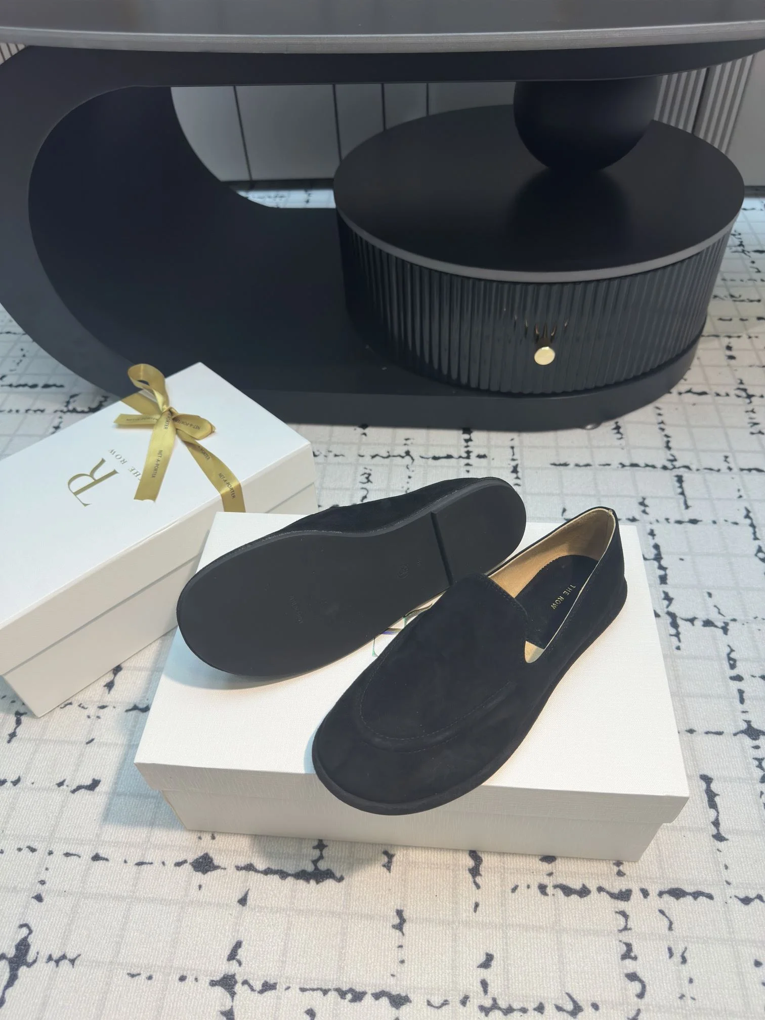 EasyCare The Row Shoes 7260