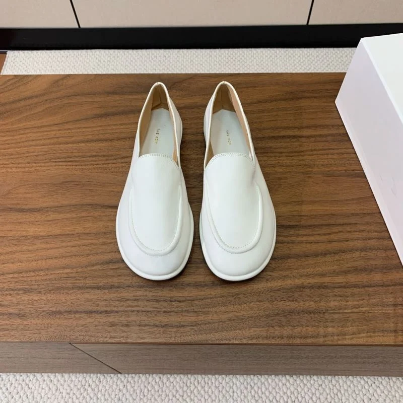 Sleek The Row Shoes 11183