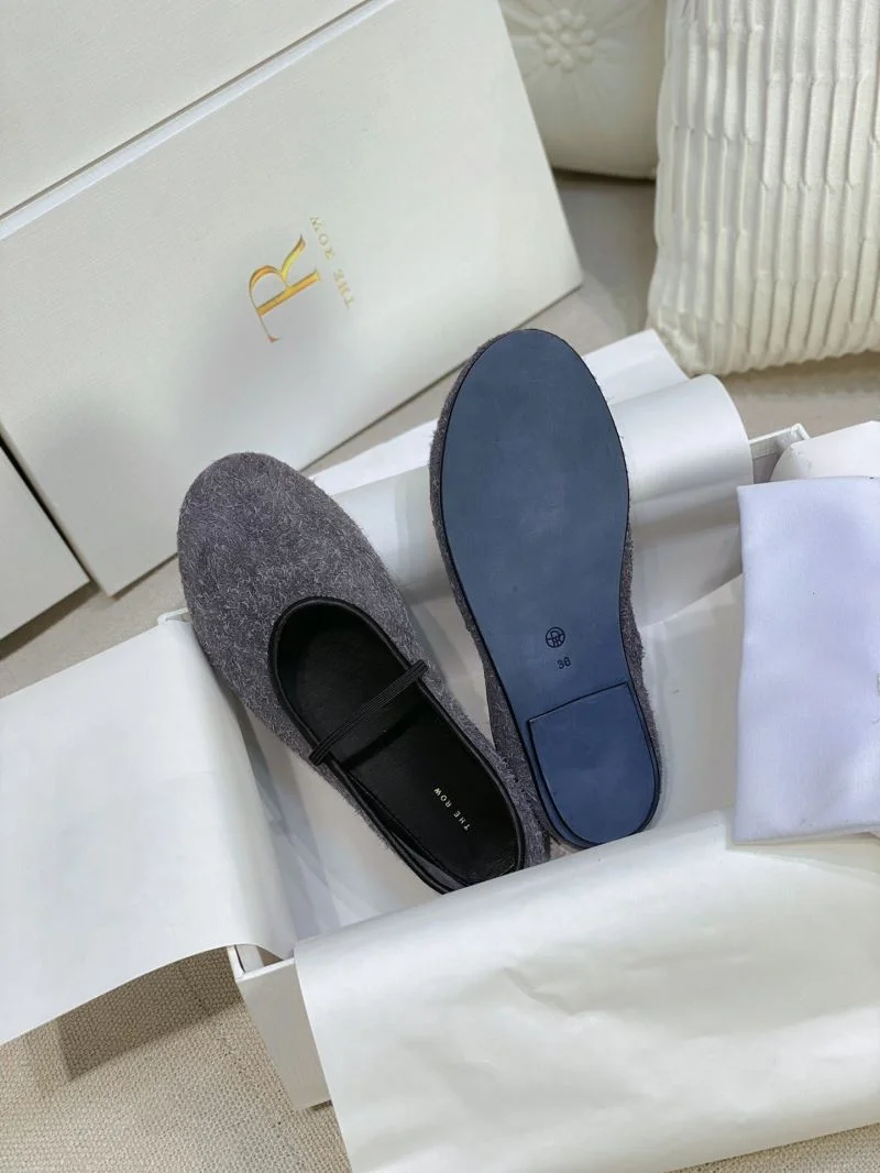Casual The Row Shoes 8831