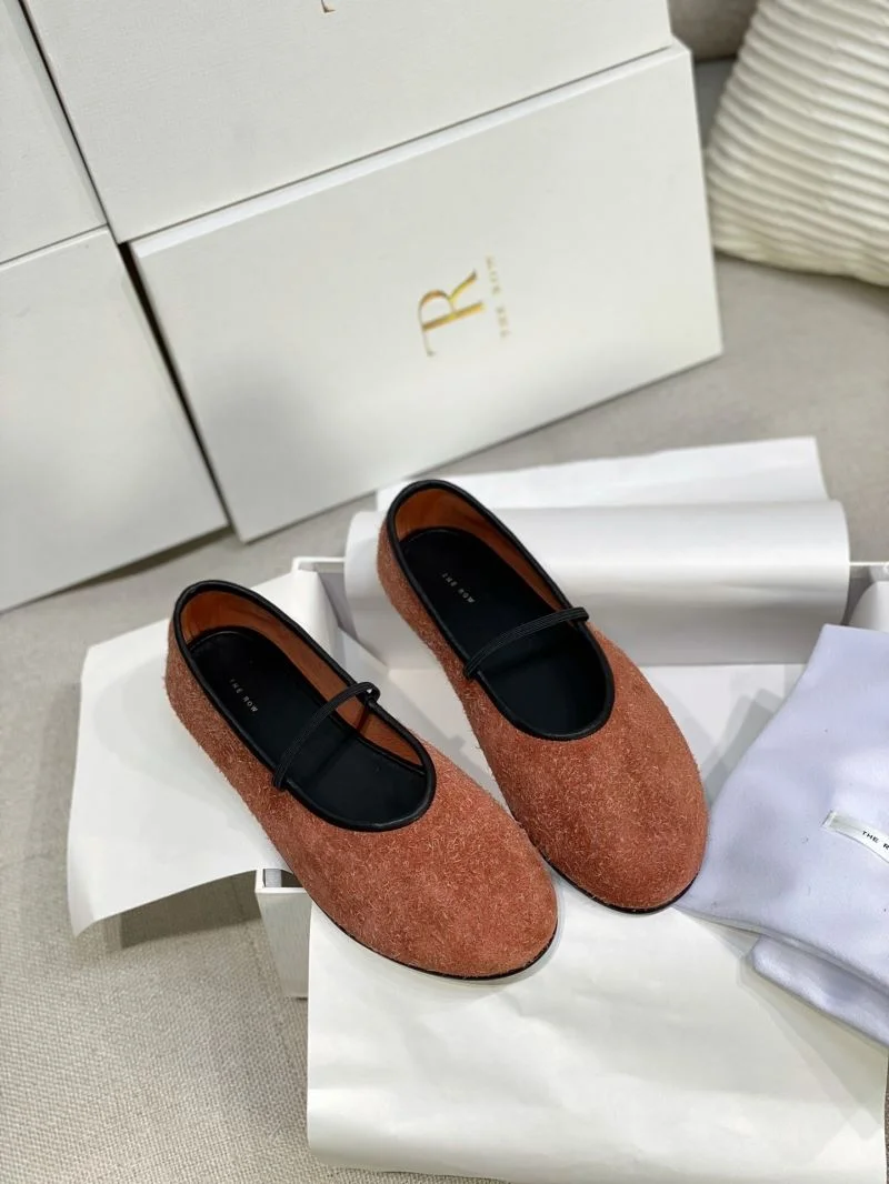 The Row Shoes Affordable 8824